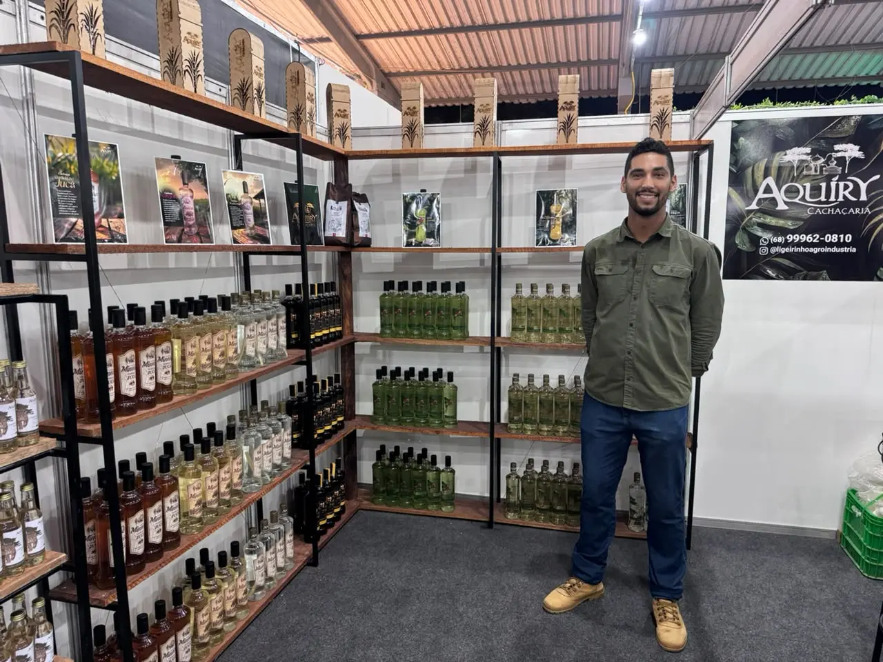 Cachaça artesanal produzida em Acrelândia faz sucesso na ExpoAcre