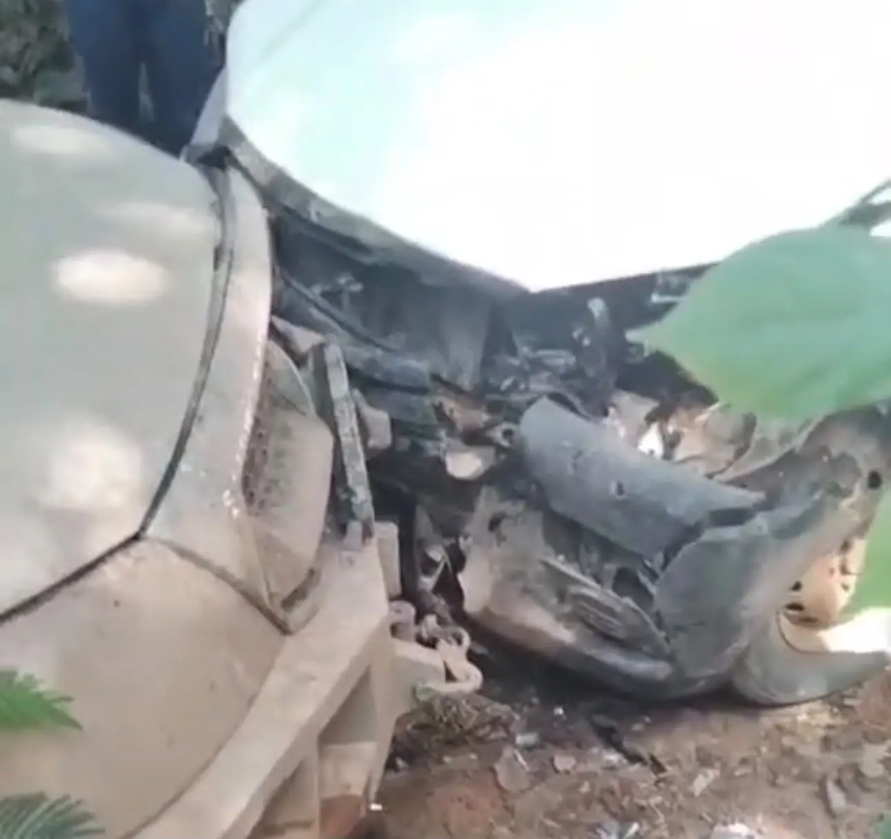Batida frontal entre veículos deixa prejuízos em ramal de Sena Madureira