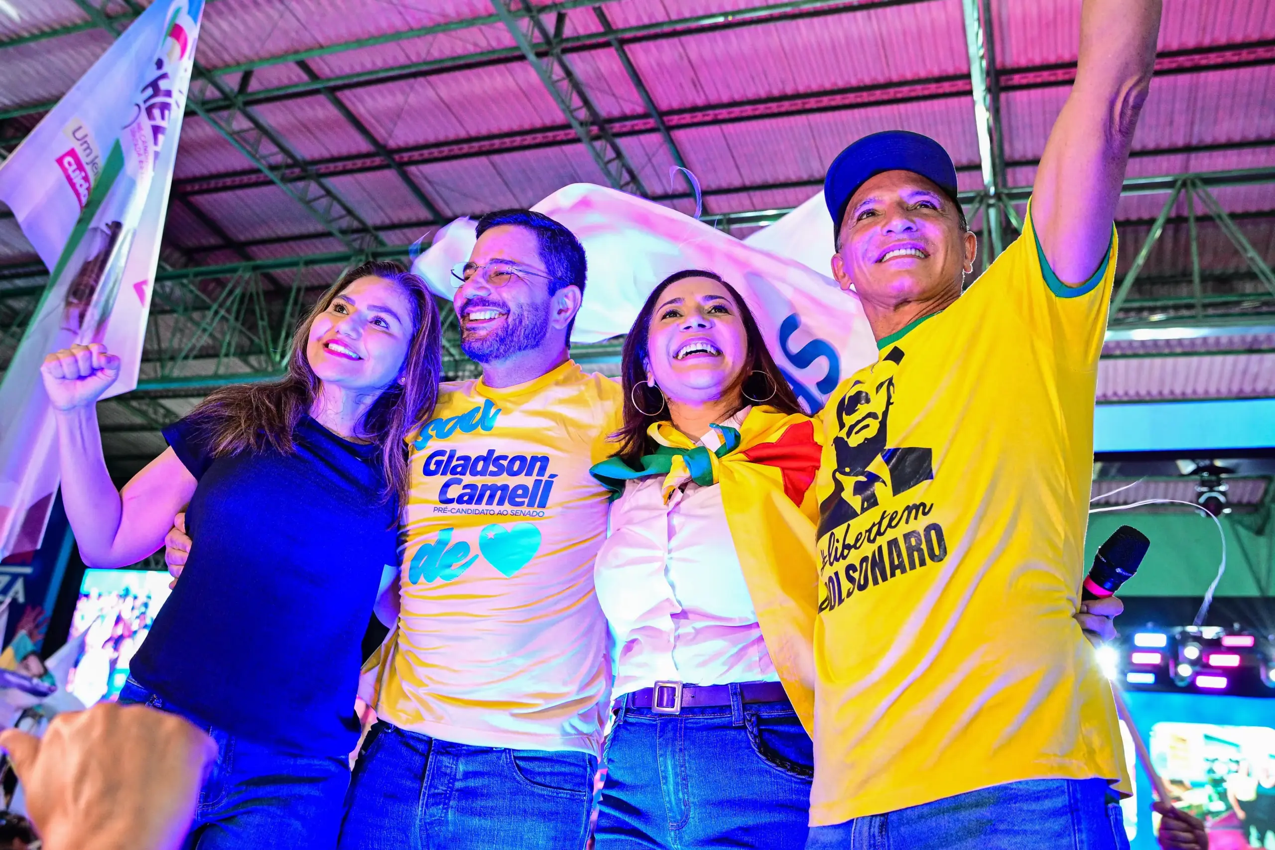 Quase 20 mil pessoas participaram da convenção de Mailza e Jéssica