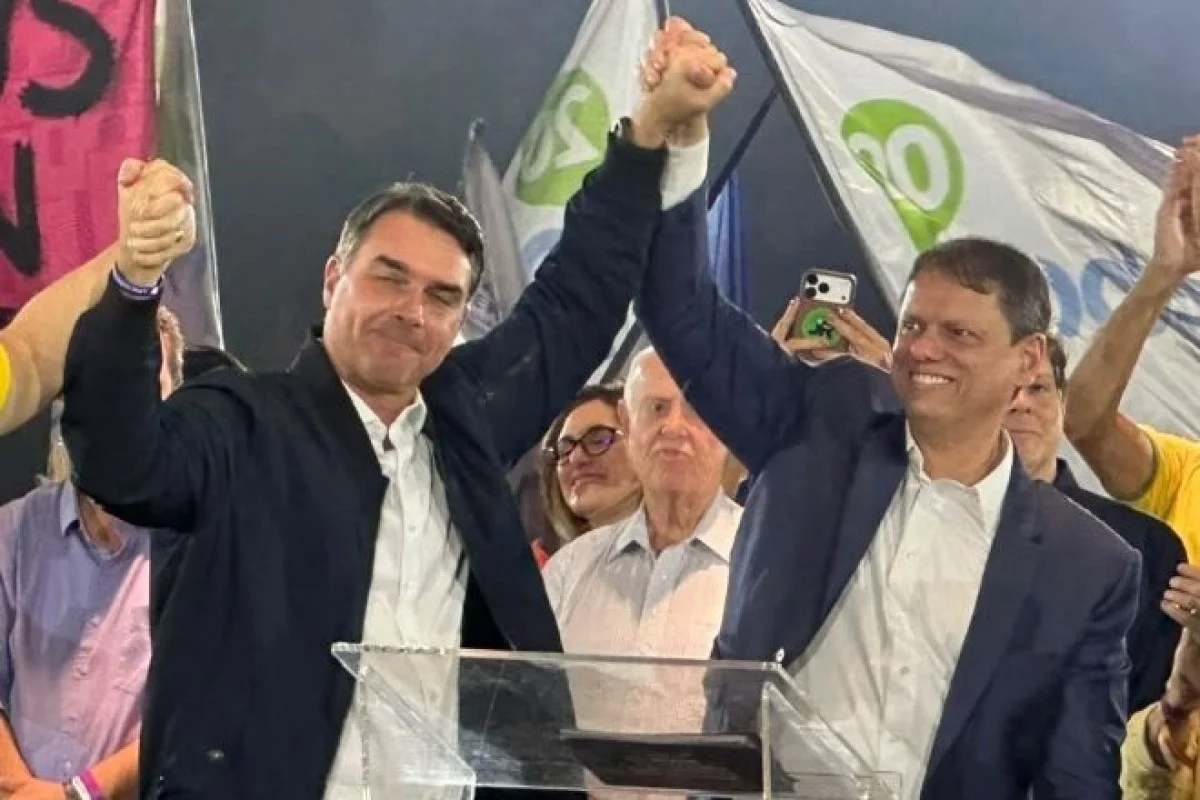 Em convenção de Tarcísio, direita busca aceno ao eleitorado feminino