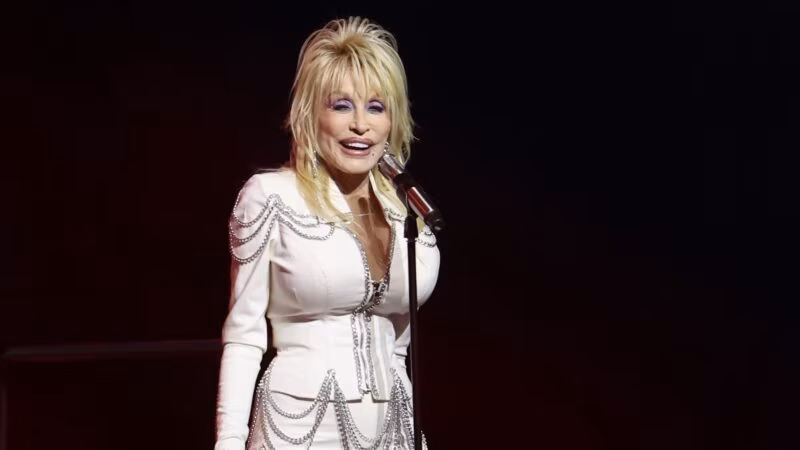 Morre Dolly Parton, aos 80 anos, ícone do country