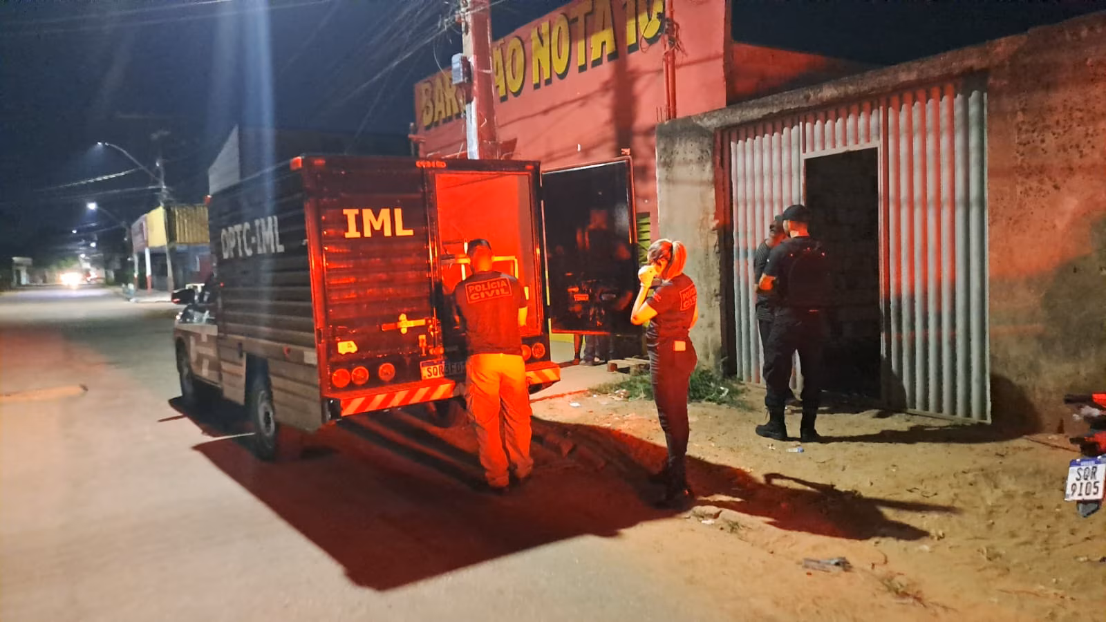 Homem é encontrado morto no quintal de residência em Rio Branco