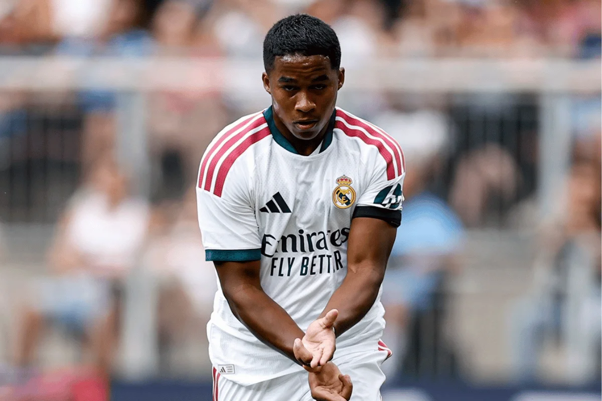 Em meio a sondagens do futebol europeu, Endrick assume a camisa 9 do Real Madrid