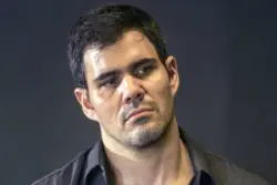 Filha de Juliano Cazarré é internada em unidade de terapia intensiva