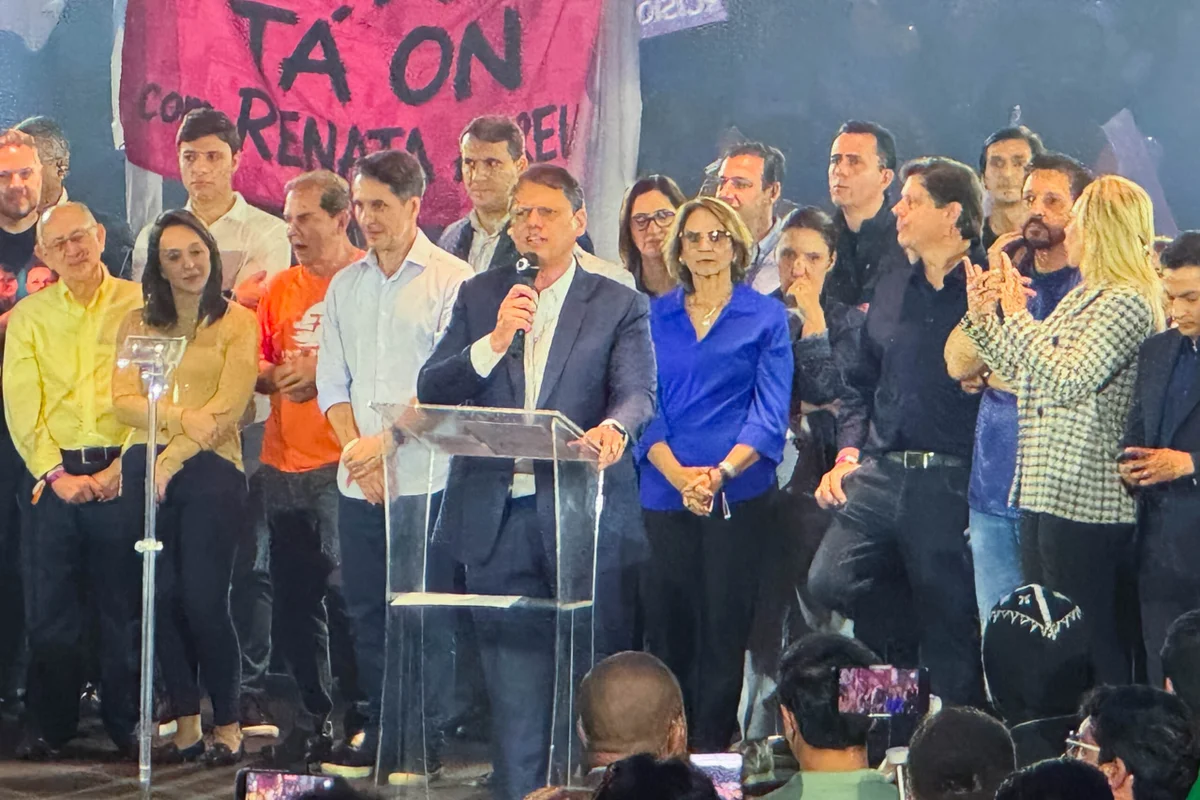 Em convenção, Tarcísio oficializa reeleição e declara: “PT nunca governou e não vai”
