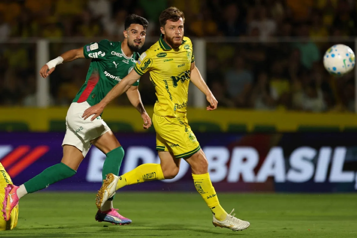 Palmeiras busca empate com o Mirassol no interior e se mantém na liderança do Brasileiro