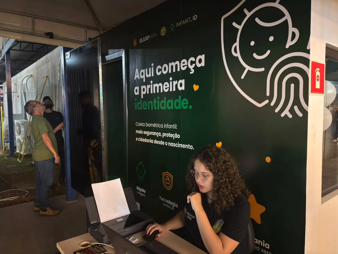 PCAC emite Carteira de Identidade durante as noites de Expoacre