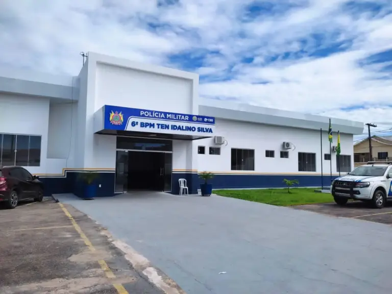 A motivação do ataque e as circunstâncias que antecederam os disparos serão investigadas pela Polícia Civil.