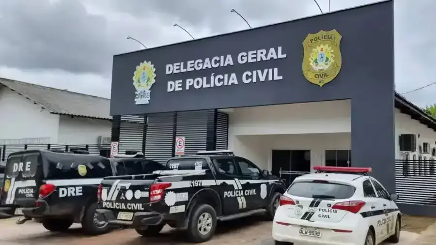 Passageiro de mototáxi dá nome falso à PM e é preso por tráfico no Acre