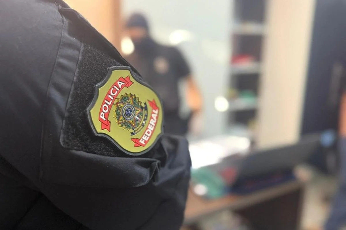 PF deflagra operação contra grupo suspeito de enviar brasileiras para exploração sexual na França