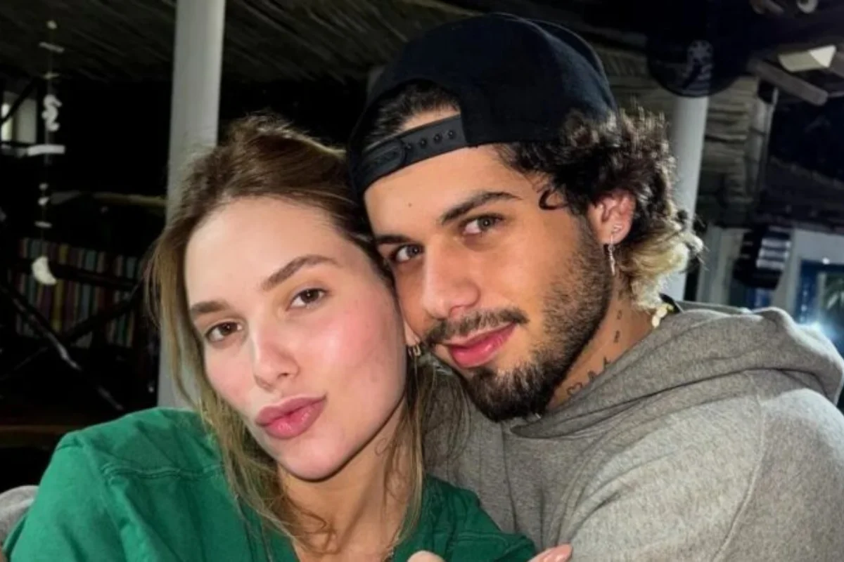 Zé Felipe e Virginia aparecem juntos após cirurgia das filhas