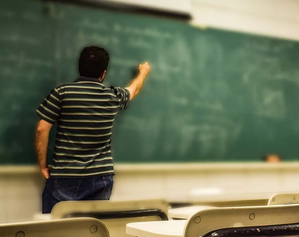 Institutos federais recebem novas vagas para contratar professores