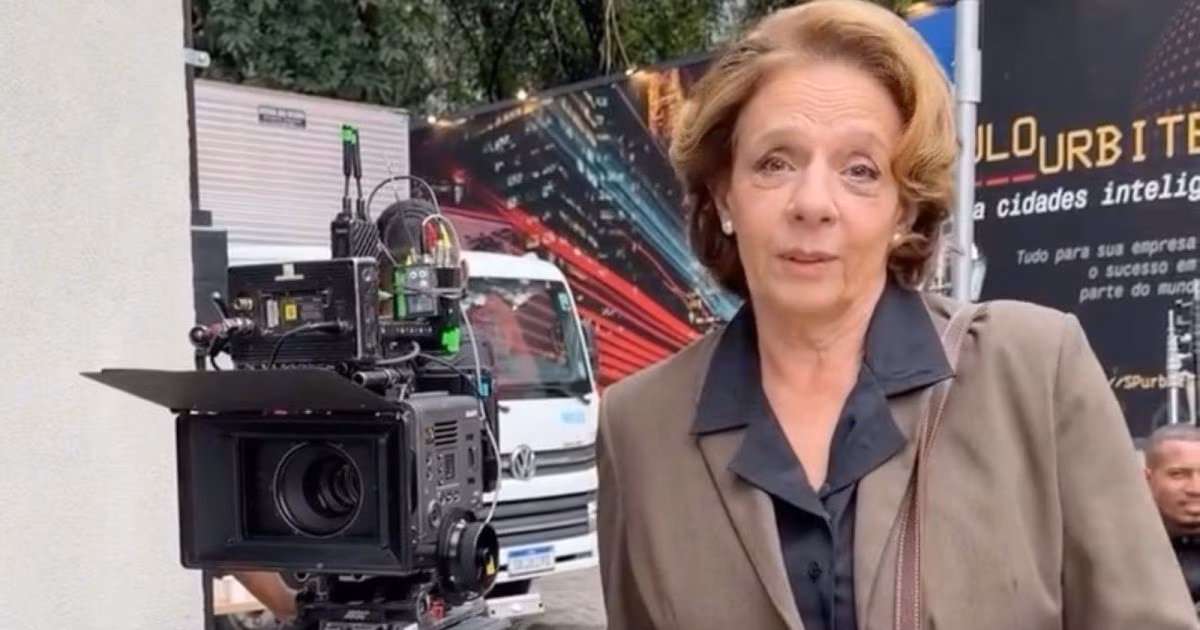 Rosi Campos brinca após vídeo viral: “Não era grosseria, era trabalho”