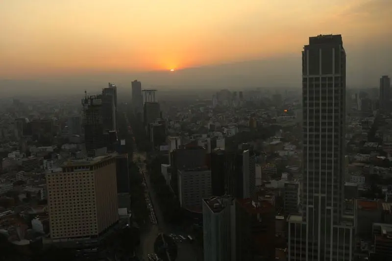 México confirma 33 casos de doença que causa diarreia explosiva