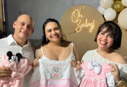 ‘Trisal do Acre’ anuncia gravidez e comemora resultado de chá revelação