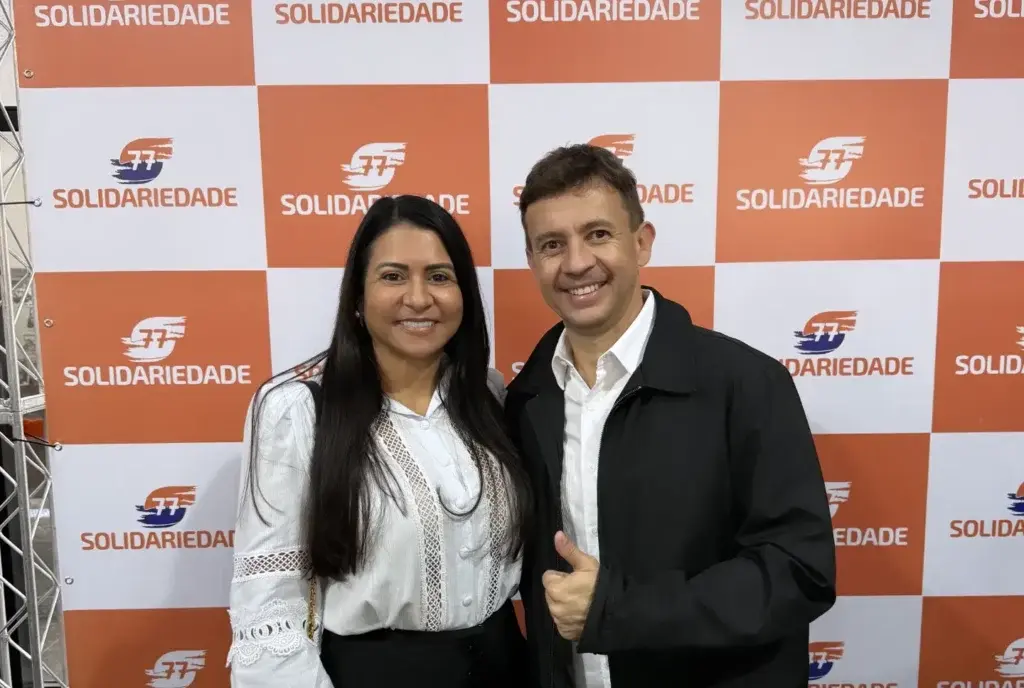 Velloso anuncia esposa como primeira suplente na disputa pelo Senado