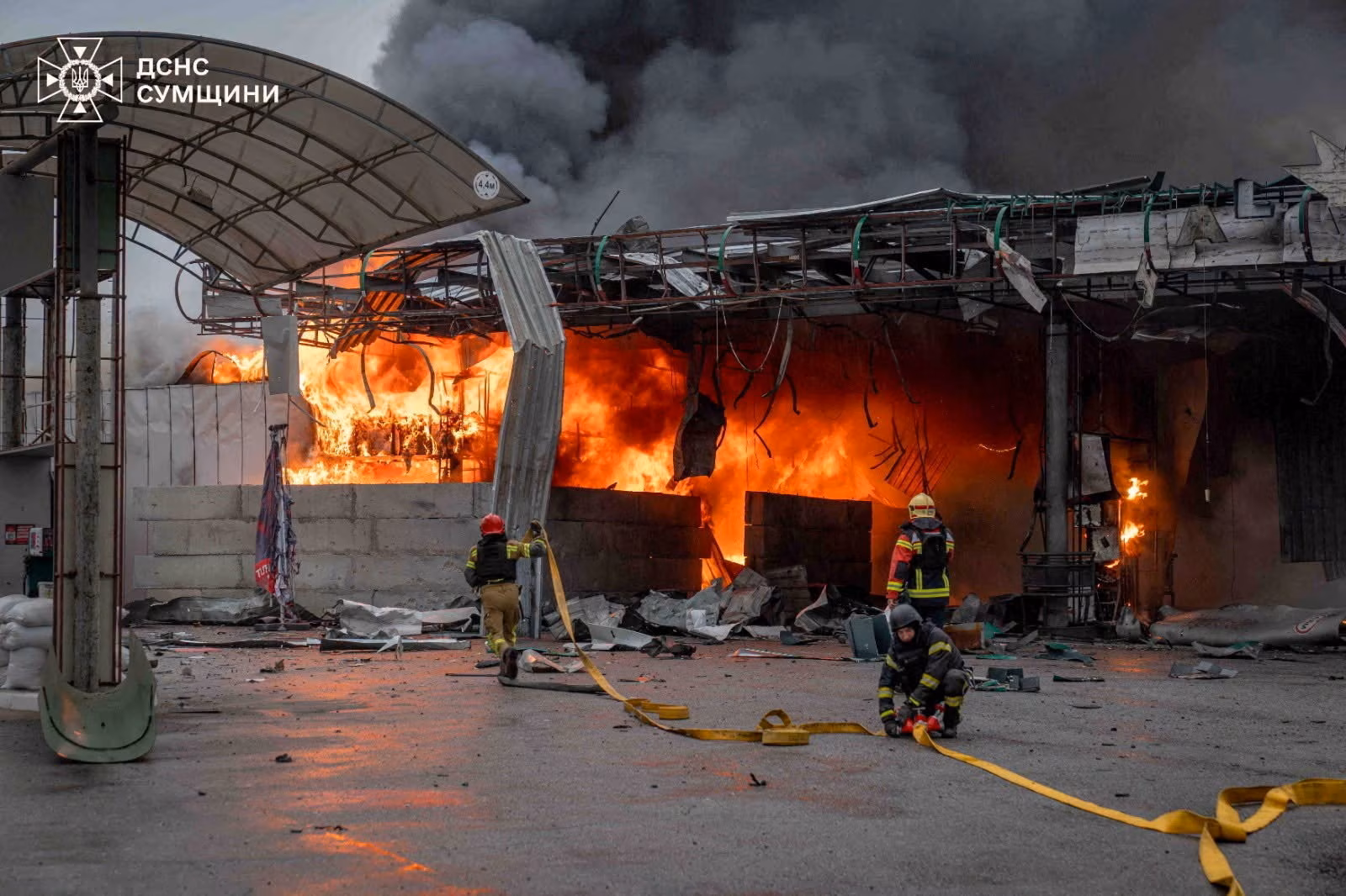 Ataques russos deixam 8 mortos e dezenas de feridos na Ucrânia
