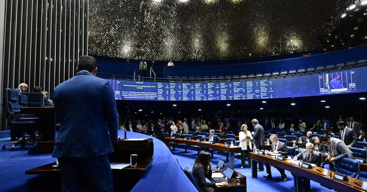 Quem são os candidatos ao Senado pela Paraíba em 2026