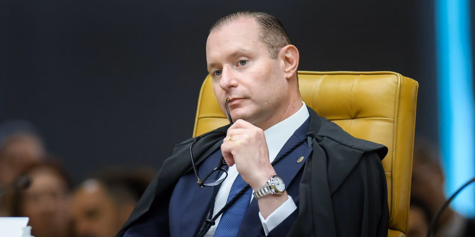 Zanin: não dá para investigar Moraes sem julgar atos de Mendonça