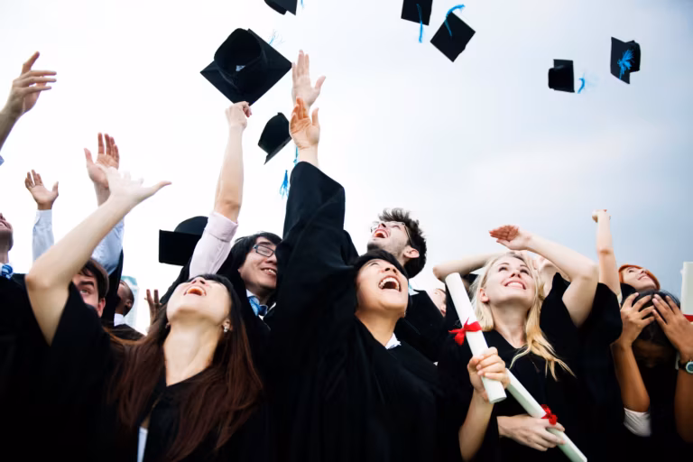 Universidades privadas passam a adotar modelo de seleção a qualquer momento