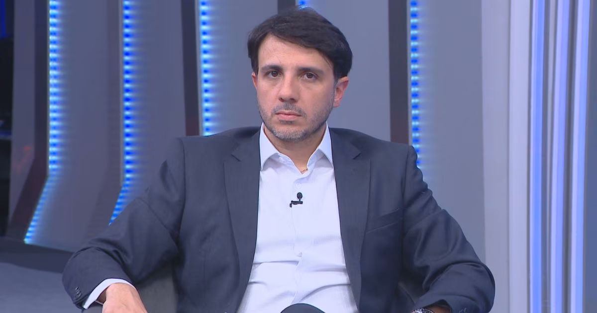 À CNN, Renan diz que Trump “vem se comportando muito mal nessas eleições”