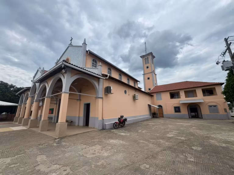 é considerada a igreja mais antiga do estado.