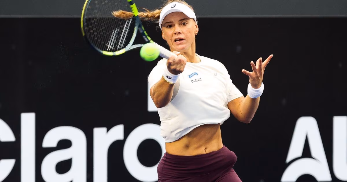 Laura Pigossi é derrotada por adversária tcheca e dá adeus ao SP Open