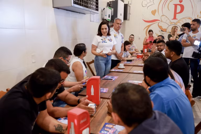 Segundo a candidata, o diálogo constante com os líderes de bairro é fundamental para mapear as prioridades de cada região