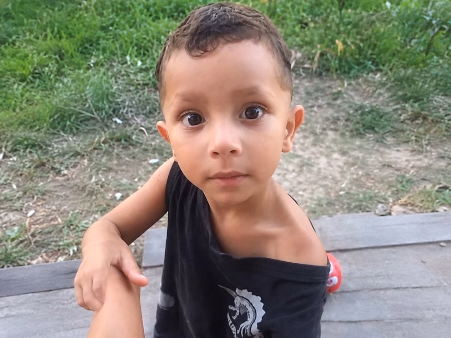 Menino morre após ser levado ao rio pelo padrasto; vizinho escutou gritos