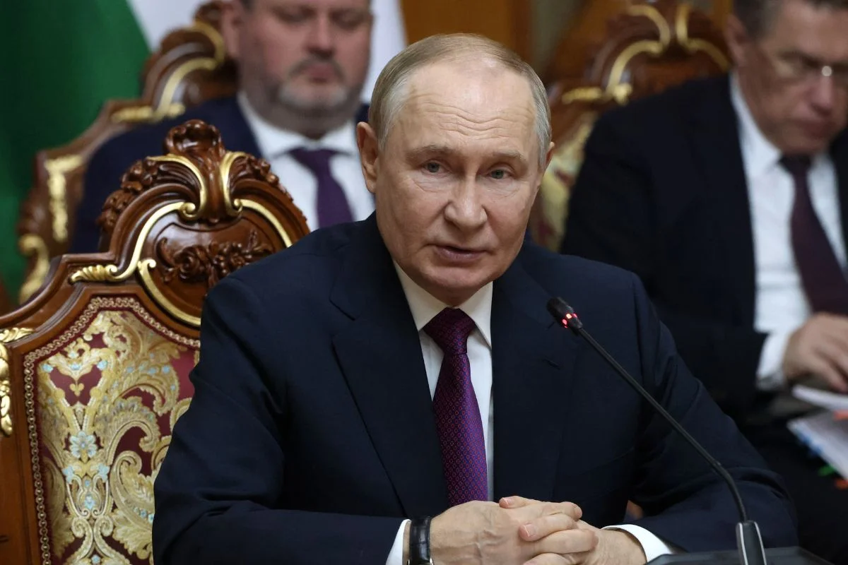 Partido de Putin lidera eleição parlamentar na Rússia em início da apuração