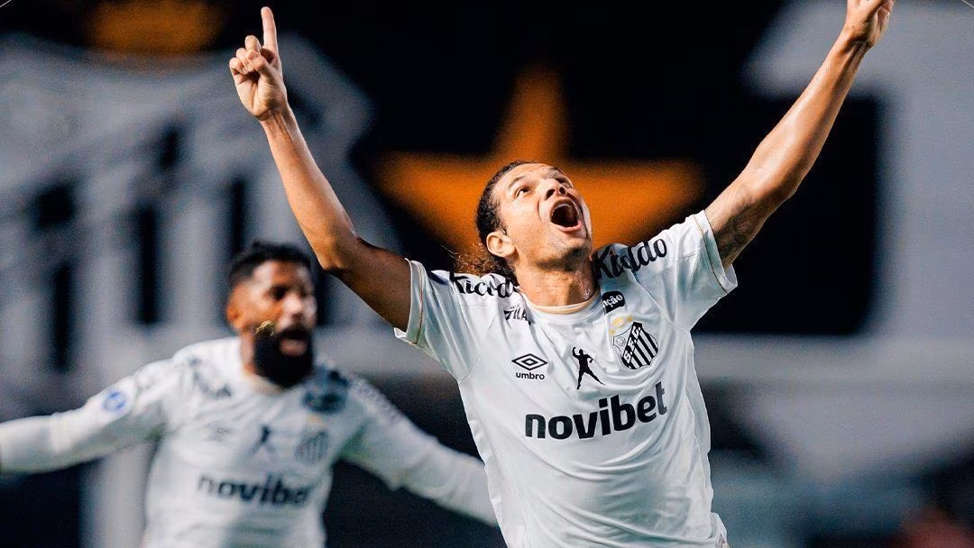 Santos vence Atlético-MG e abre vantagem nas quartas da Sul-Americana