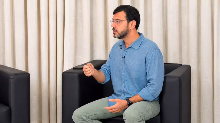 O candidato afirmou que um dos principais desafios econômicos do Estado é agregar valor à produção local