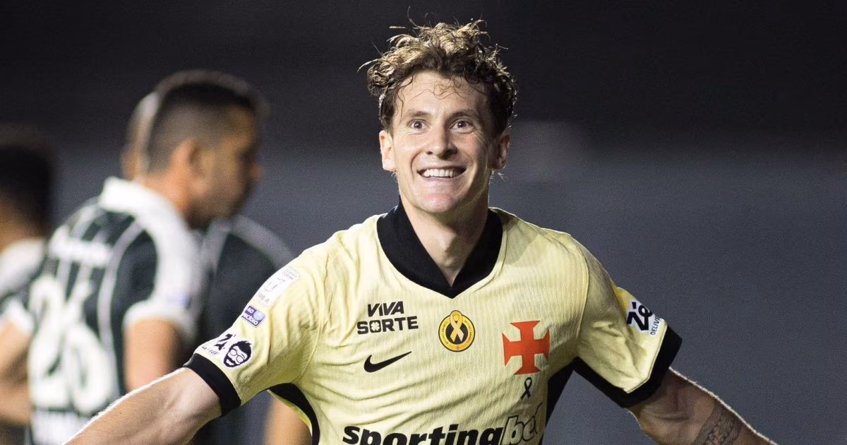 Brasileirão: Vasco atropela Coritiba e põe Grêmio na zona de rebaixamento
