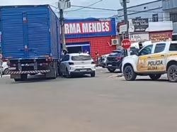 Acidente entre caminhão e carro de passeio é registrado no interior do Acre