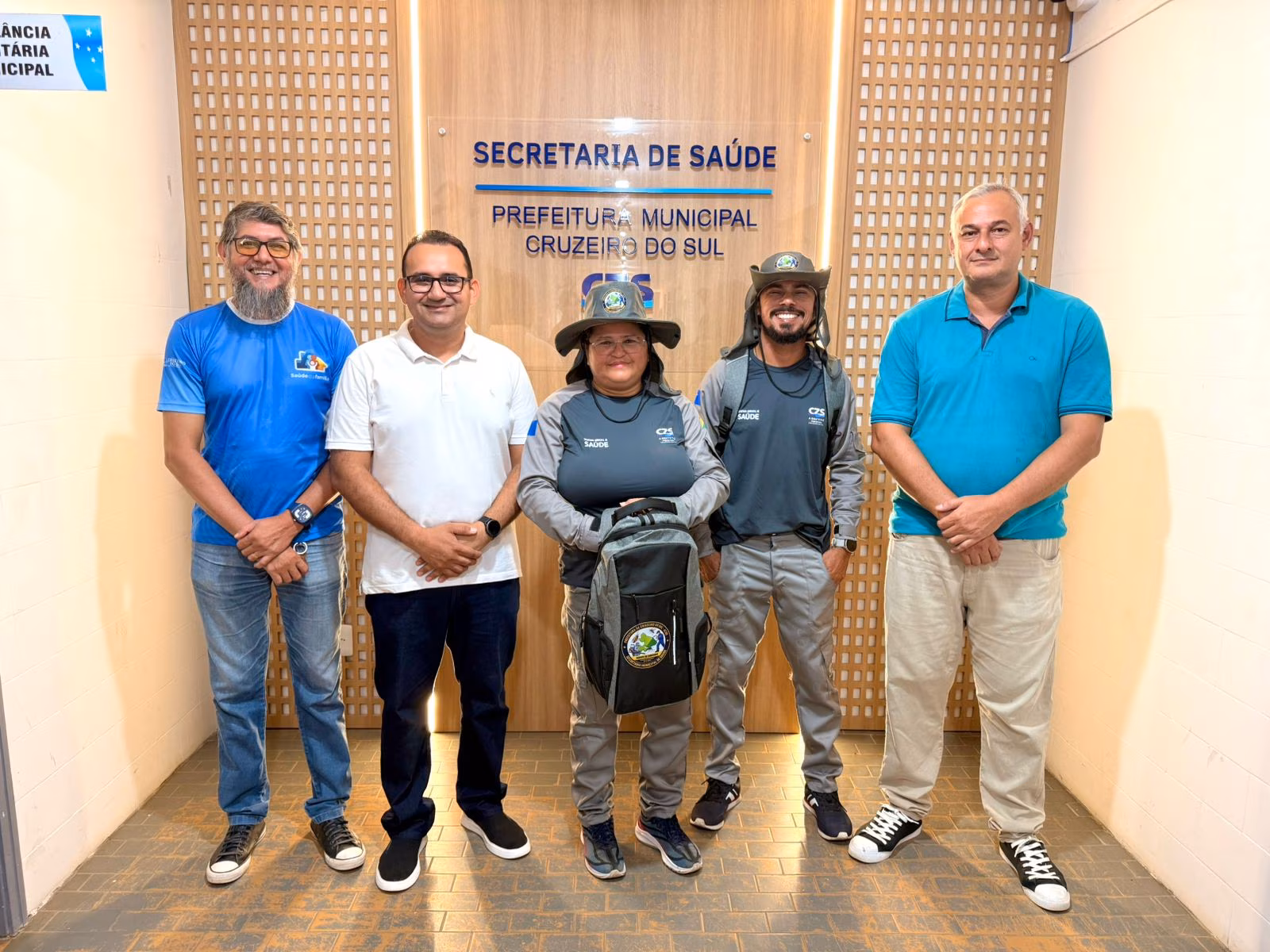 Cruzeiro do Sul entrega novo fardamento a 123 agentes