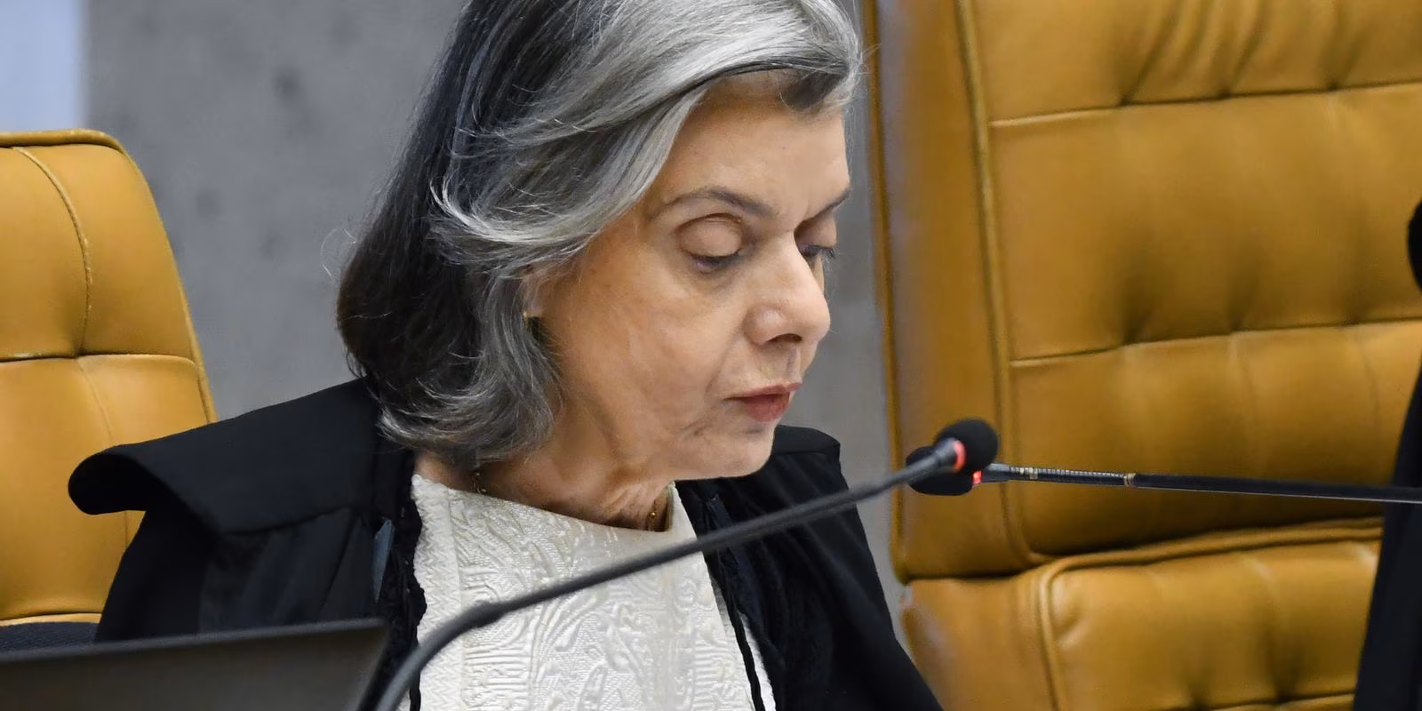 STF provocou mal-estar cívico na população, diz Cármen Lúcia