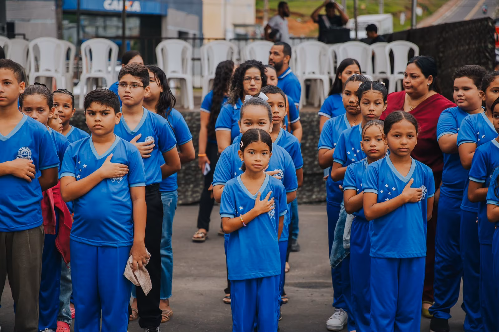 Cruzeiro do Sul celebra Independência com hasteamento da bandeira