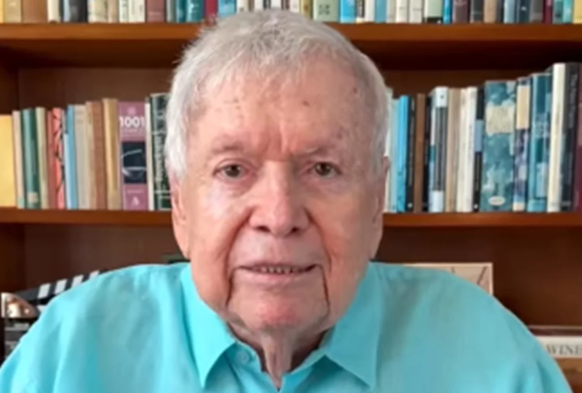 Boni lembra demissão de Dercy Gonçalves na Globo: “Extremamente dolorido”