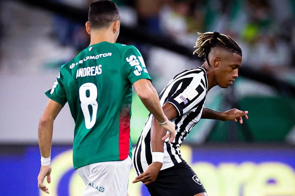 Palmeiras empata sem gols com o Botafogo no Rio e perde a liderança do Brasileirão