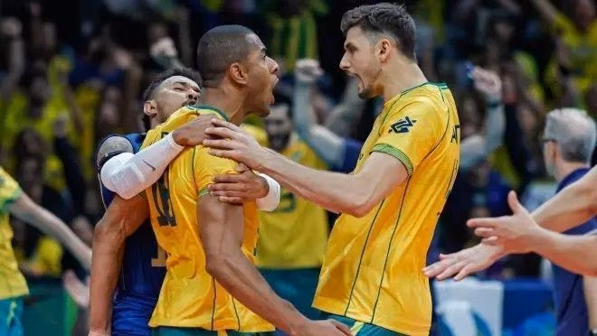 Brasil bate Colômbia e mantém liderança do Sul-Americano de vôlei masculino