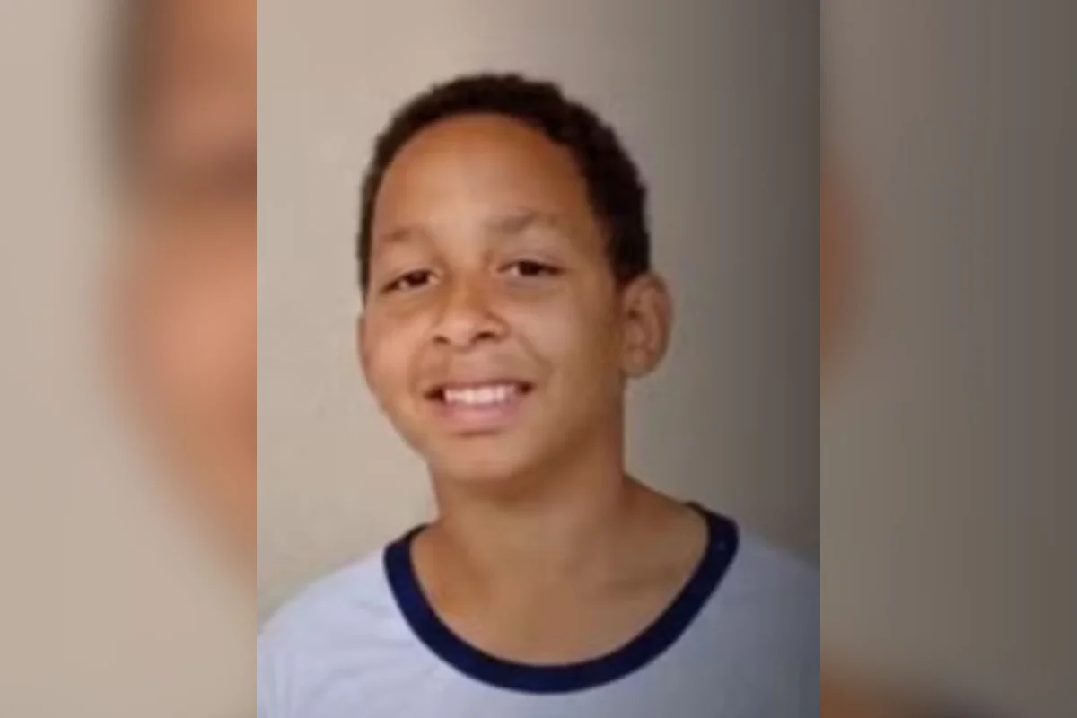 Estudante de 11 anos morre atingido por brinquedo em parque de diversões