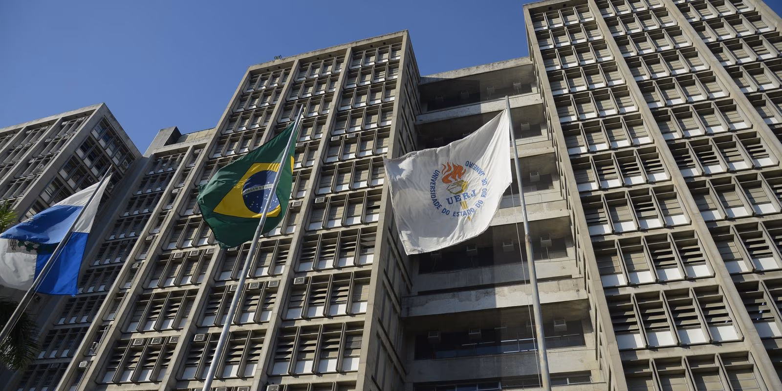 Justiça aumenta indenização a estudantes vítimas de racismo na Uerj