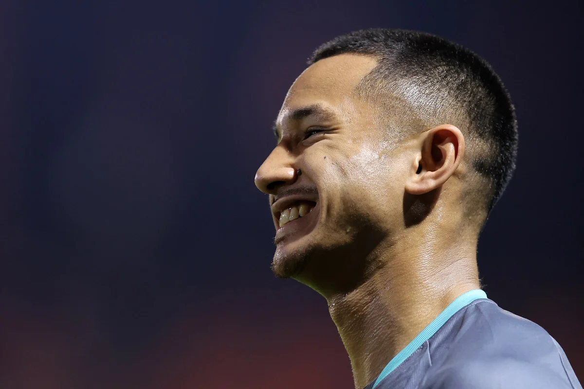 Jogador mais rico do mundo fica sem clube aos 28 anos; veja valor do patrimônio