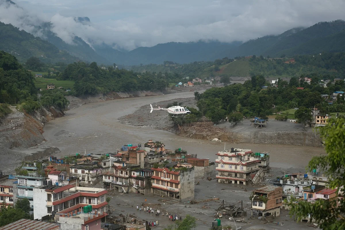 Terremoto  atinge o Tibete em área atingida por tragédia na fronteira com o Nepal