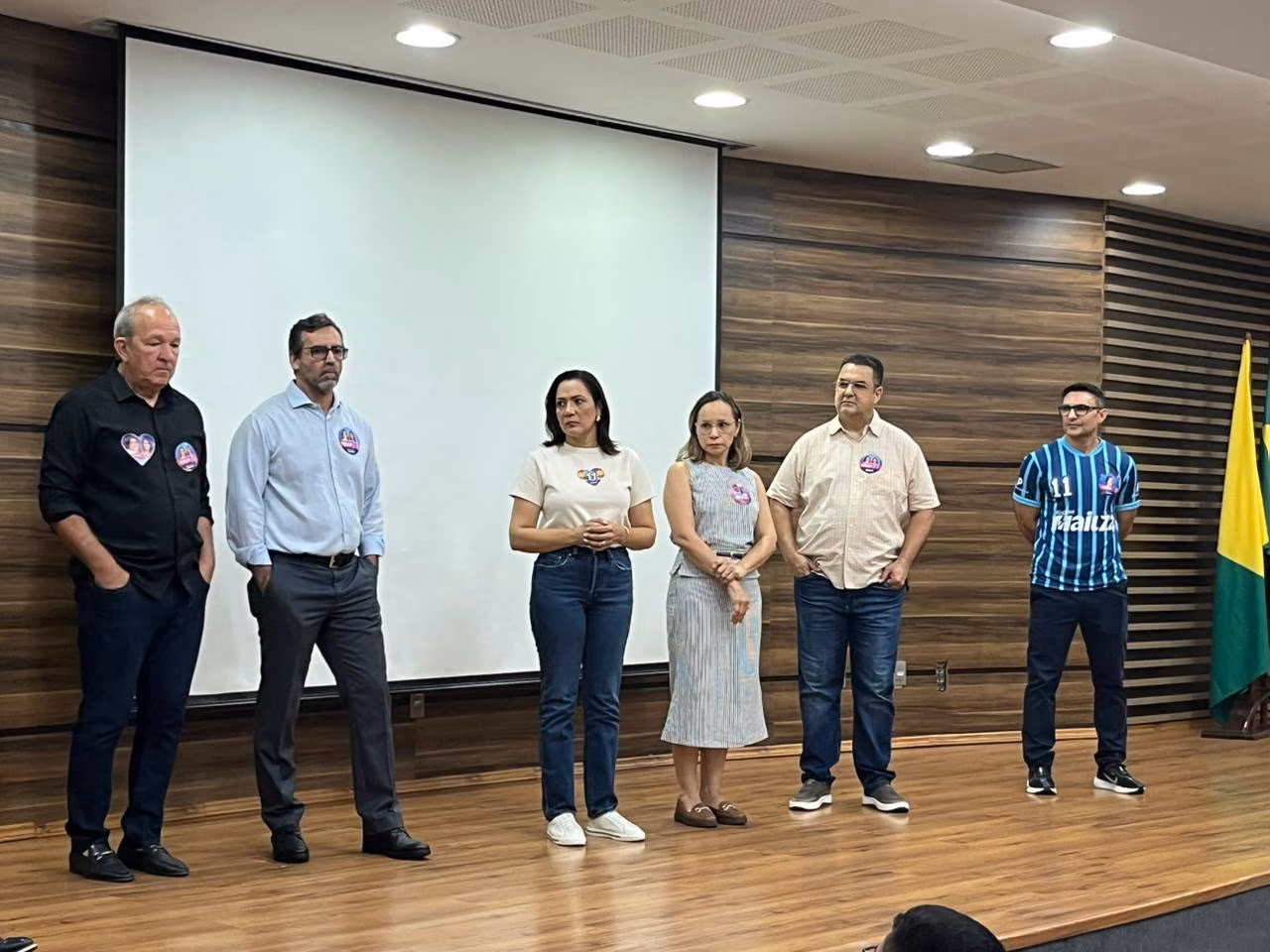 Mailza reúne forças de segurança e promete ouvir servidores em agenda