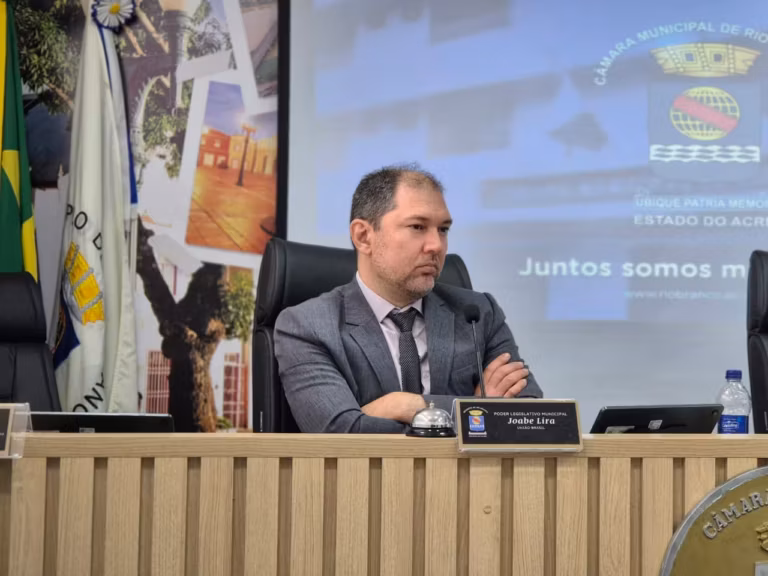 Segundo o vereador, a mudança trouxe avanços para os servidores