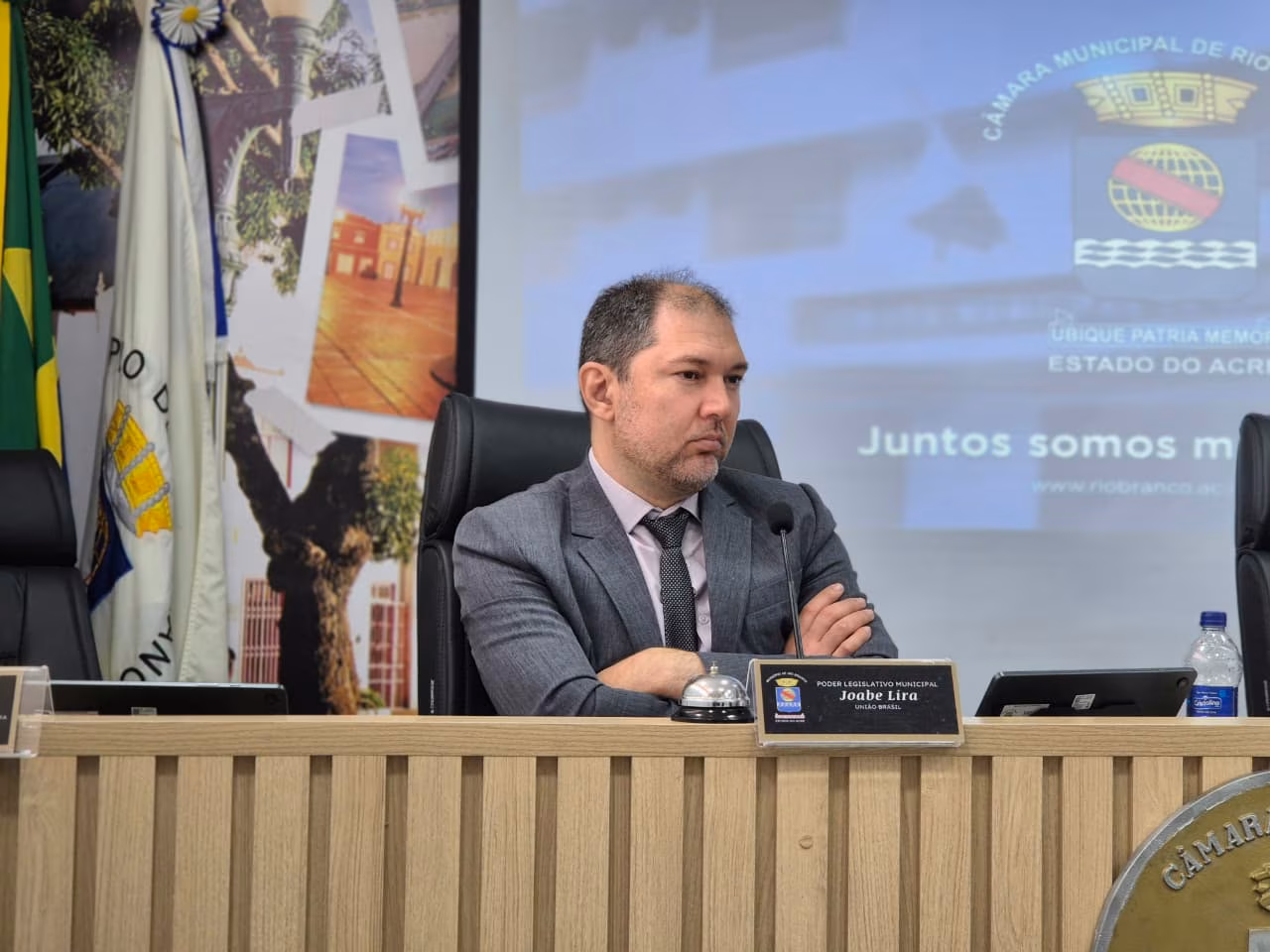 Segundo o vereador, a mudança trouxe avanços para os servidores