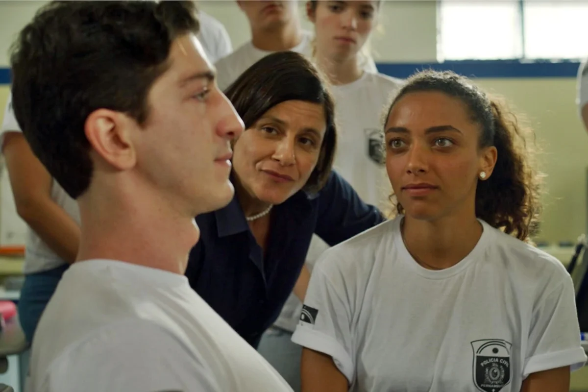Conheça ‘Delegado’, série que teve estreia histórica em Festival