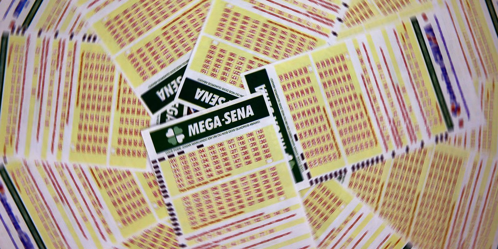 Mega-Sena acumula para R$ 102 milhões; confira os números sorteados