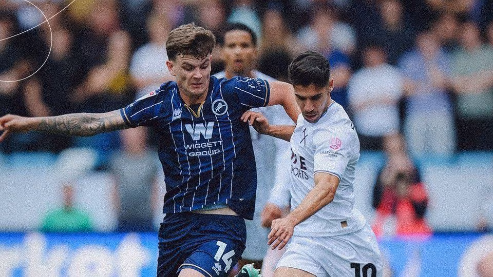 Millwall abre 2 a 0, mas toma empate do West Ham em clássico na Inglaterra